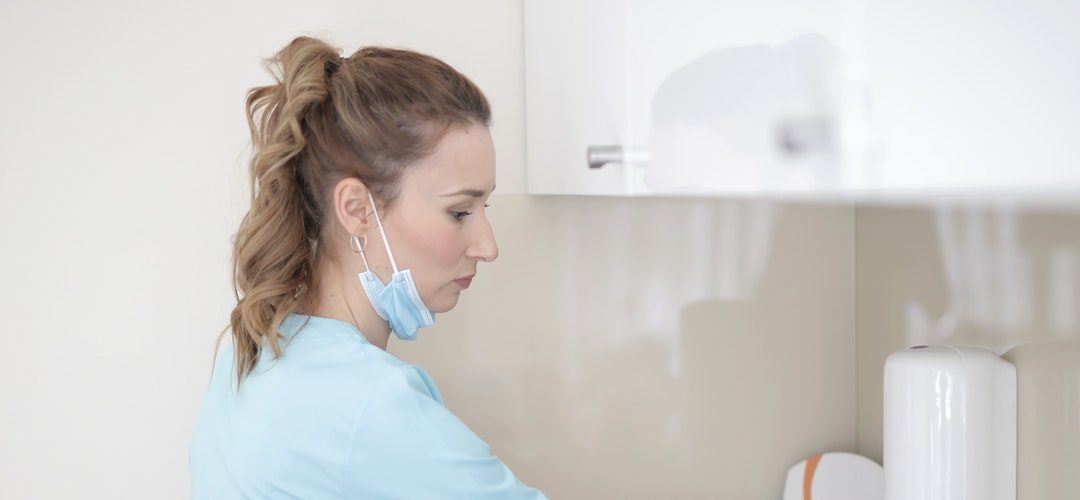 Become a nurse in Australia